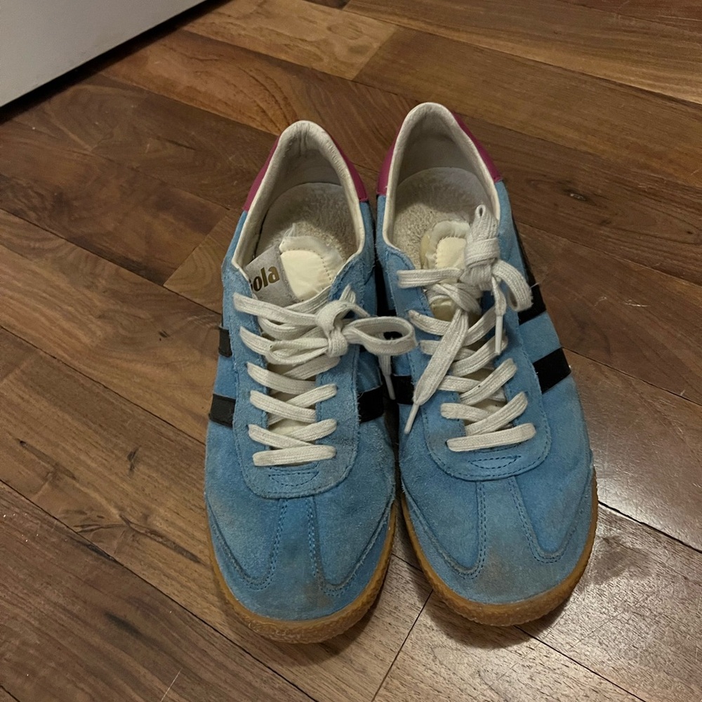 Gola Light Blue Suede Sneakers with Black Stripes and Pink Heel — Woman’s Size 9